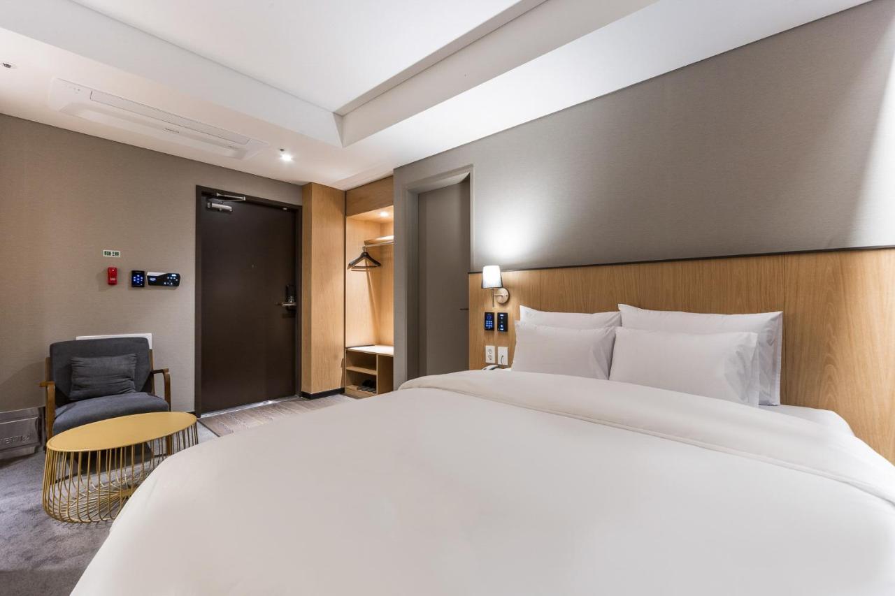 Gwangju Hound Hotel Gwangju Metropolitan City Esterno foto