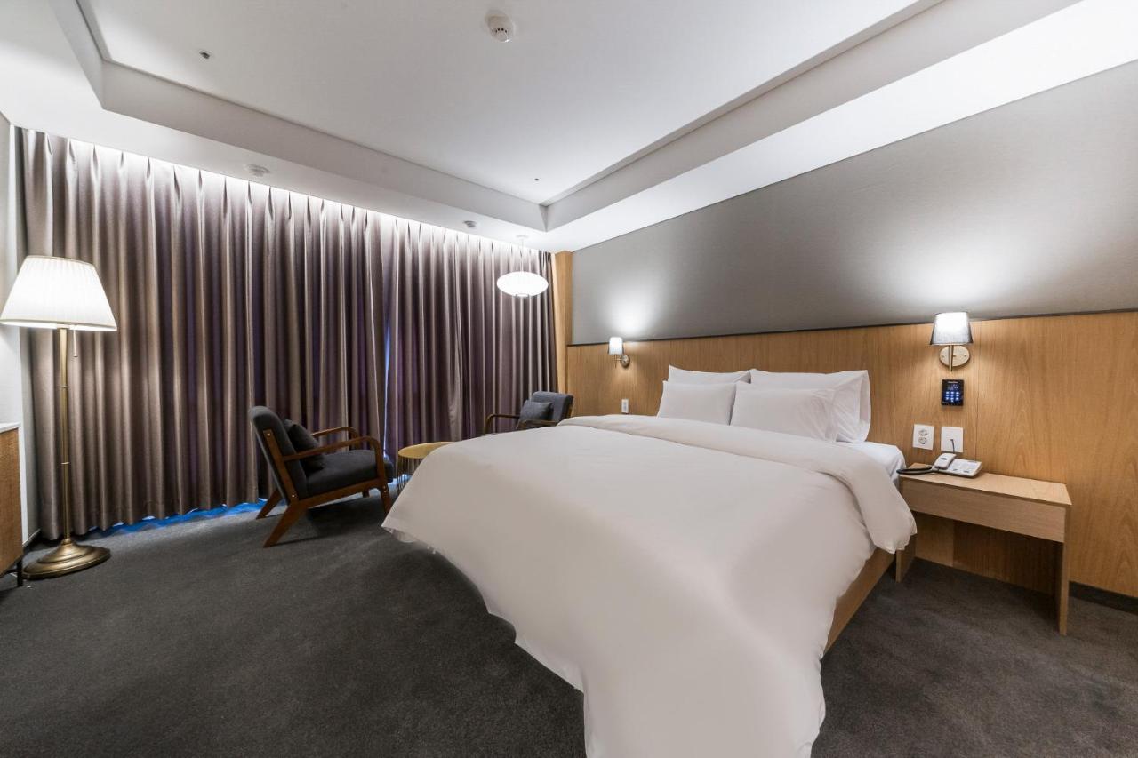 Gwangju Hound Hotel Gwangju Metropolitan City Esterno foto