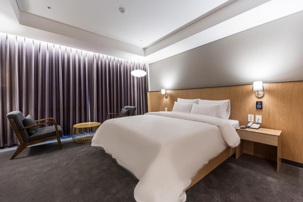 Gwangju Hound Hotel Gwangju Metropolitan City Esterno foto