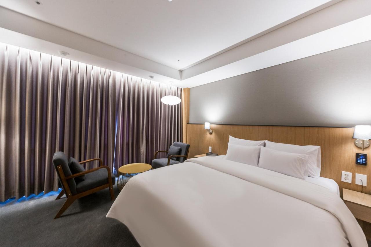 Gwangju Hound Hotel Gwangju Metropolitan City Esterno foto