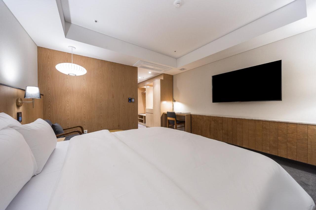 Gwangju Hound Hotel Gwangju Metropolitan City Esterno foto